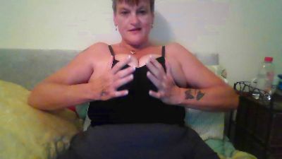 Countryhoney live cam on Cam4