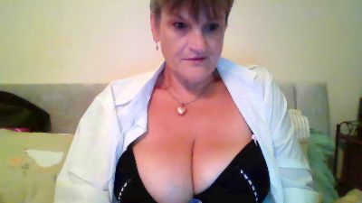 Countryhoney live cam on Cam4
