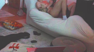 Couple_londonw1 live cam on Cam4