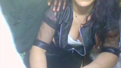 CouplesHot1993 live cam on Cam4