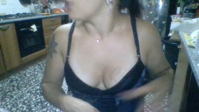 CouplesHot1993 live cam on Cam4