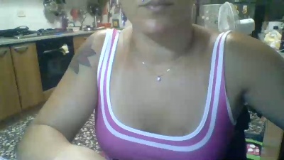 CouplesHot1993 live cam on Cam4