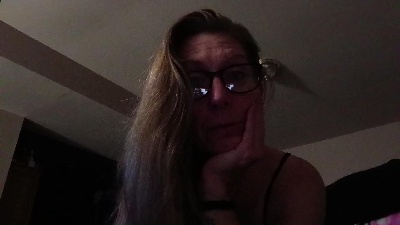 Couplescoin319 live cam on Cam4