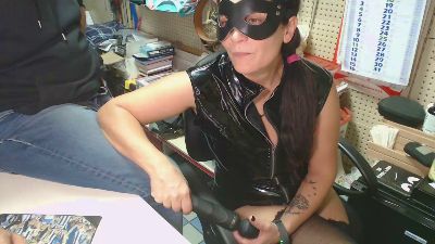 Cp_Laura live cam on Cam4