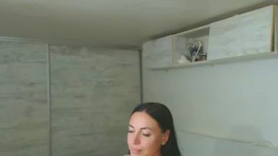 CralaSDream live cam on Cam4