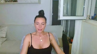 CralaSDream live cam on Cam4