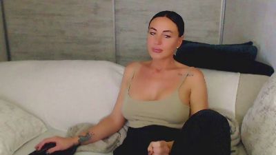 CralaSDream live cam on Cam4