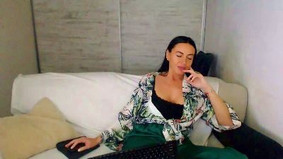 CralaSDream live cam on Cam4