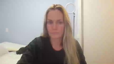 CrazyAnny1 live cam on Cam4
