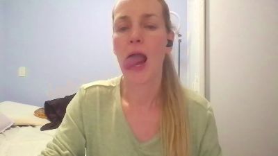 CrazyAnny1 live cam on Cam4