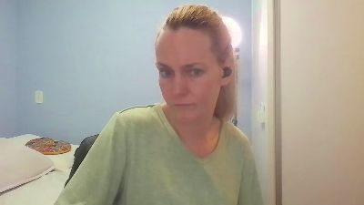 CrazyAnny1 live cam on Cam4