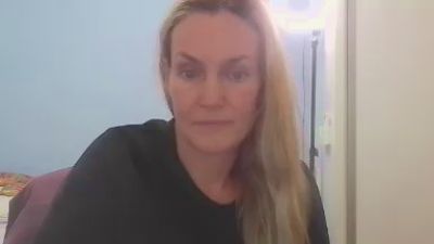 CrazyAnny1 live cam on Cam4