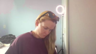 CrazyAnny1 live cam on Cam4