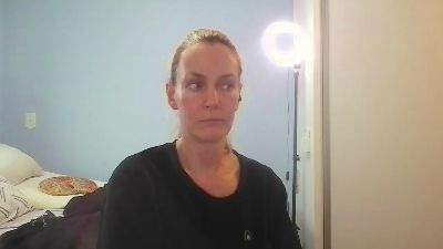 CrazyAnny1 live cam on Cam4