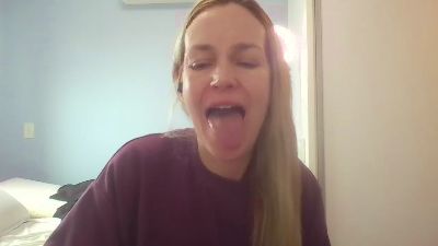 CrazyAnny1 live cam on Cam4