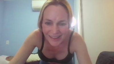 CrazyAnny1 live cam on Cam4