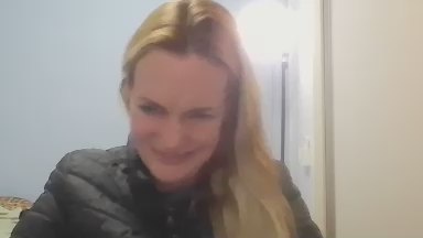 CrazyAnny1 live cam on Cam4