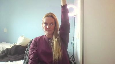 CrazyAnny1 live cam on Cam4