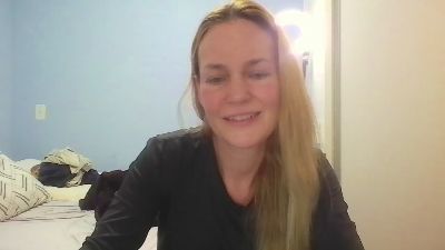 CrazyAnny1 live cam on Cam4
