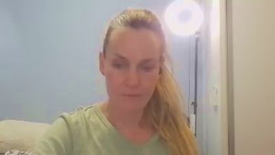 CrazyAnny1 live cam on Cam4