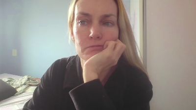 CrazyAnny1 live cam on Cam4