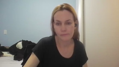CrazyAnny1 live cam on Cam4