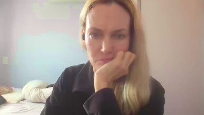 CrazyAnny1 live cam on Cam4