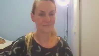 CrazyAnny1 live cam on Cam4