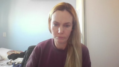 CrazyAnny1 live cam on Cam4