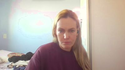 CrazyAnny1 live cam on Cam4