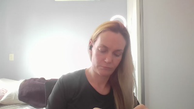 CrazyAnny1 live cam on Cam4