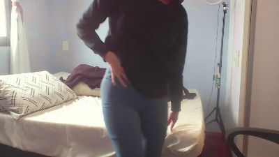 CrazyAnny1 live cam on Cam4