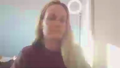 CrazyAnny1 live cam on Cam4