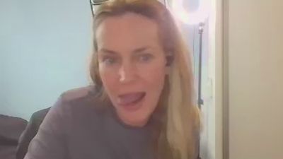 CrazyAnny1 live cam on Cam4