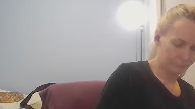 CrazyAnny1 live cam on Cam4