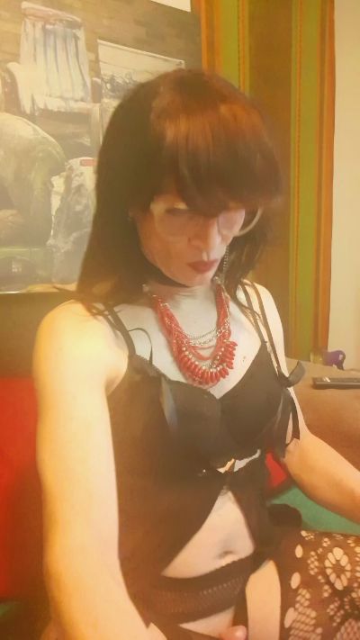 CrazyJuny live cam on Cam4