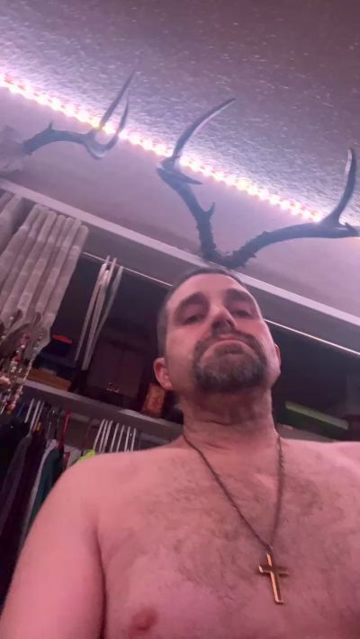 Crazycwbynu live cam on Cam4