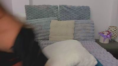 Crazyn_ live cam on Cam4
