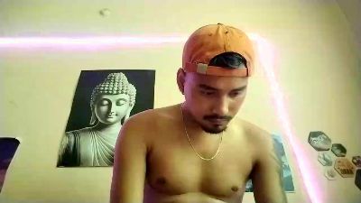 Creamycone69 live cam on Cam4