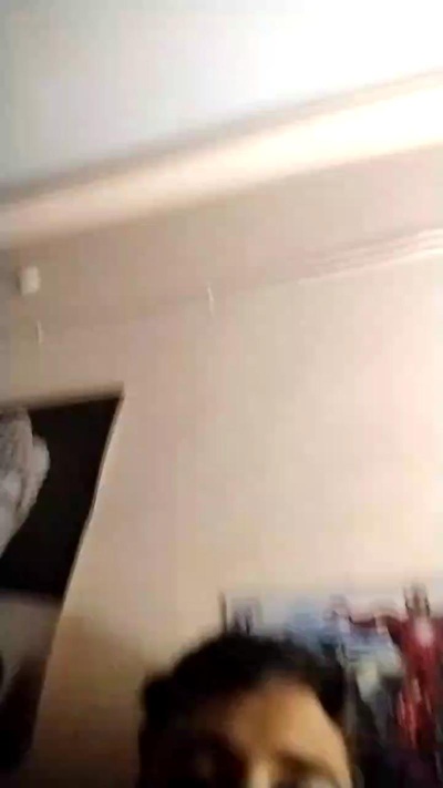 Creamycone69 live cam on Cam4