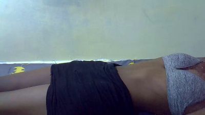 Creamypussie1 live cam on Cam4