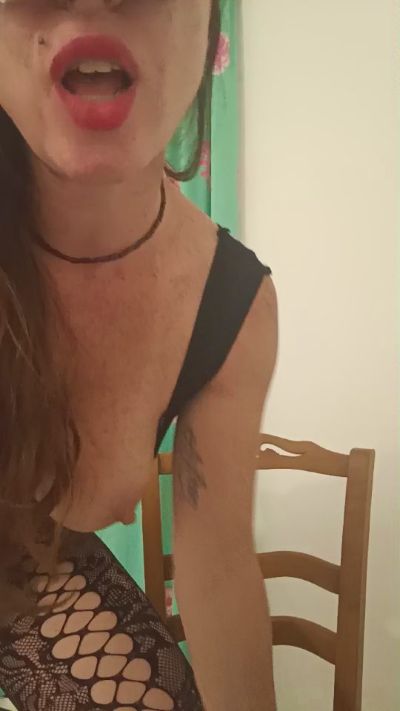 CriPriscilla live cam on Cam4