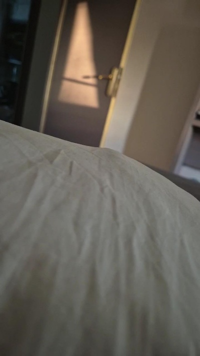 Cricricri85 live cam on Cam4