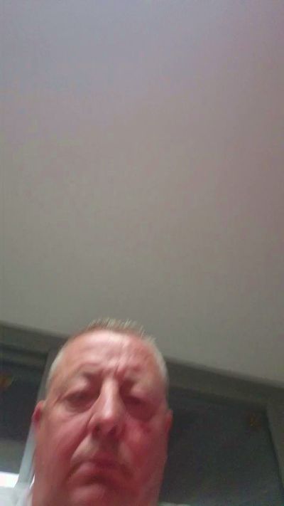 Cricricri85 live cam on Cam4