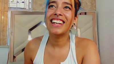 Criistal_Raveen live cam on Cam4