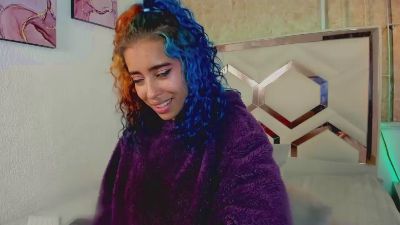 Criistal_Raveen live cam on Cam4