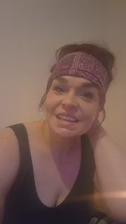 CrimsonCrush live cam on Cam4