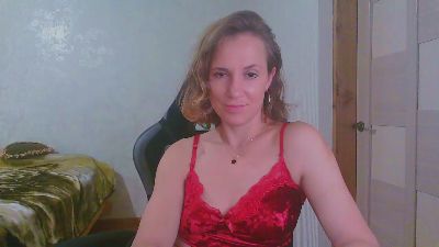 CristaQ live cam on Cam4