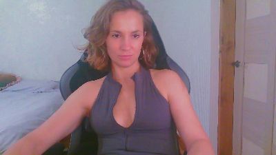 CristaQ live cam on Cam4