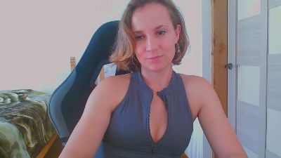 CristaQ live cam on Cam4